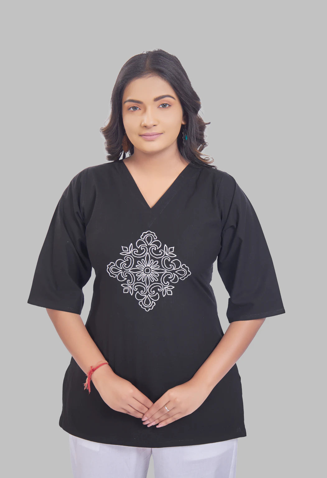 VINTAGE VINE BLACK AARI SUMMER SHORT KURTA