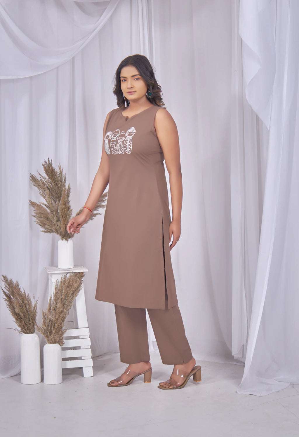 AARI COFFEE BROWN KUTUMBH SLEEVELESS SET