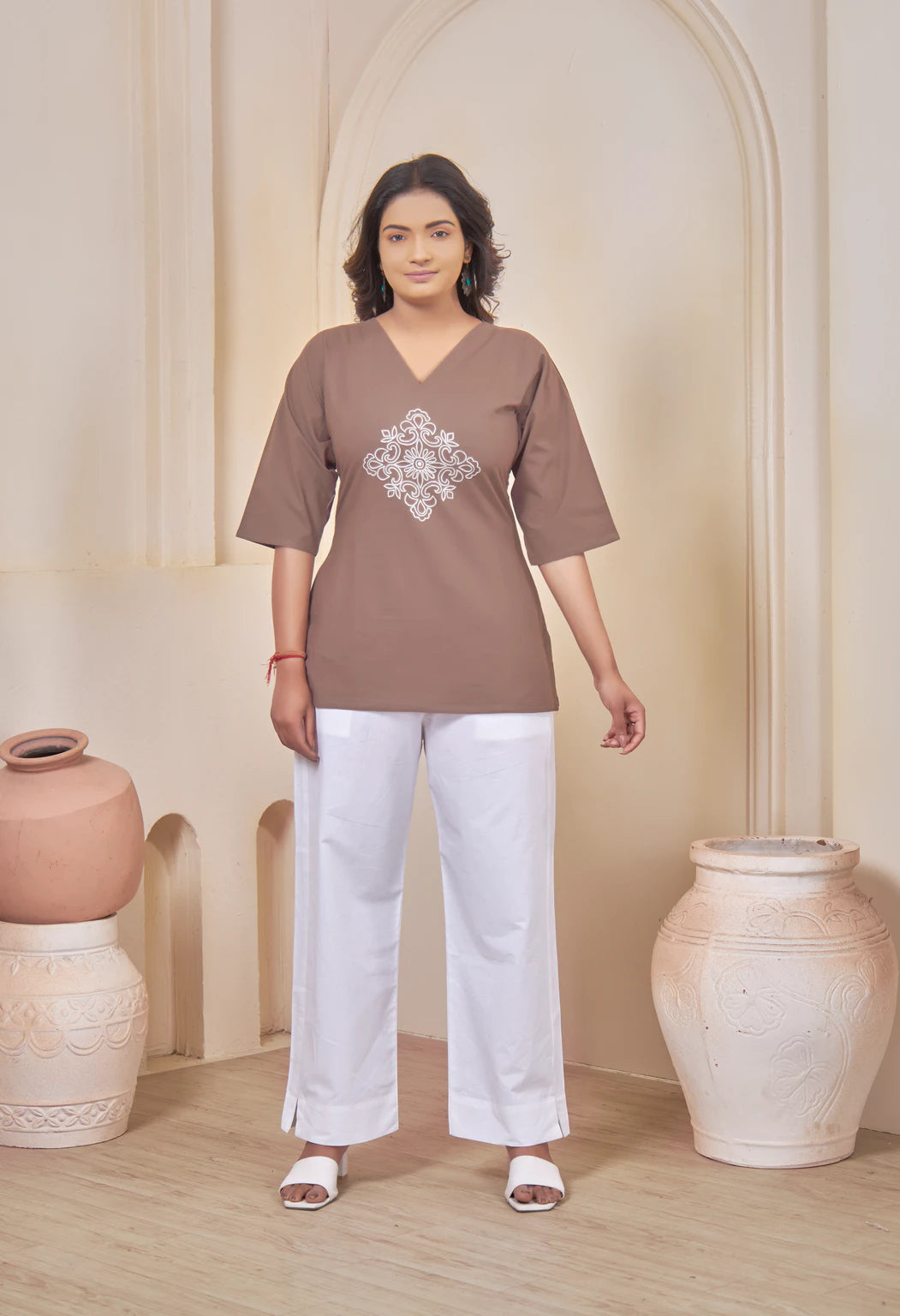 VINTAGE VINE COFFEE BROWN AARI SUMMER SHORT KURTA