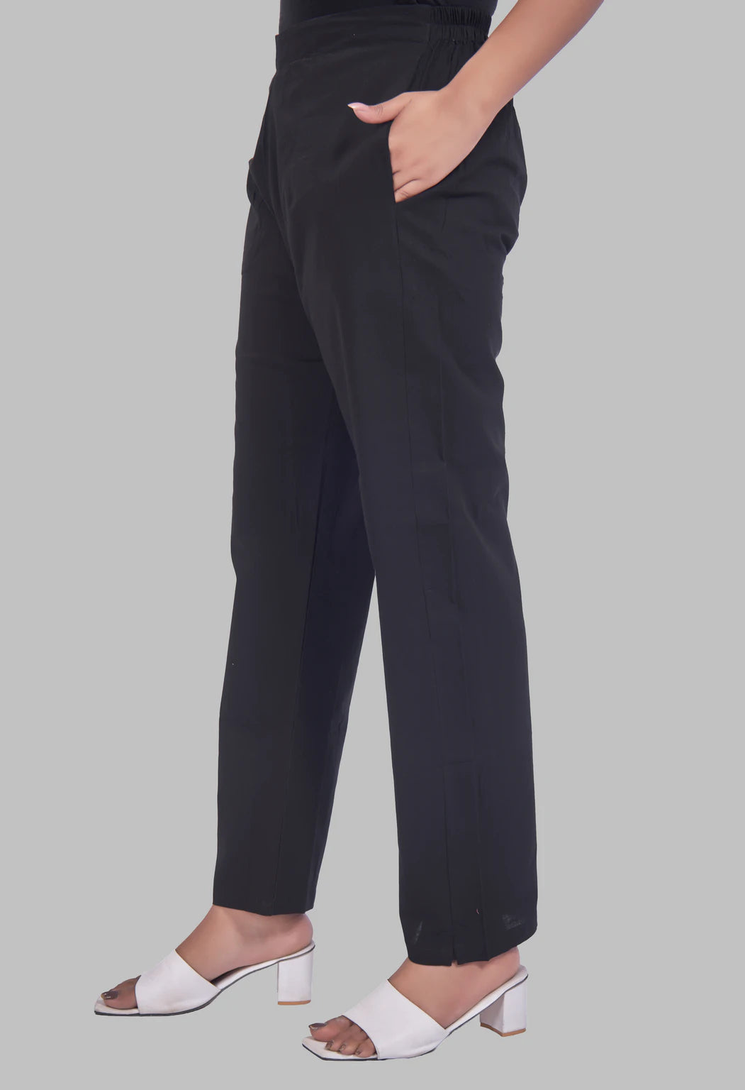 AARI BLACK KUTUMBH SLEEVELESS SET