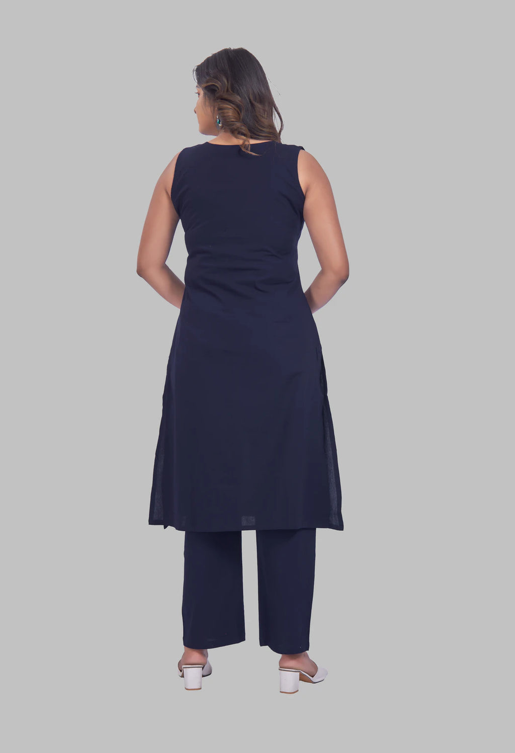 AARI NAVY BLUE KUTUMBH SLEEVELESS SET