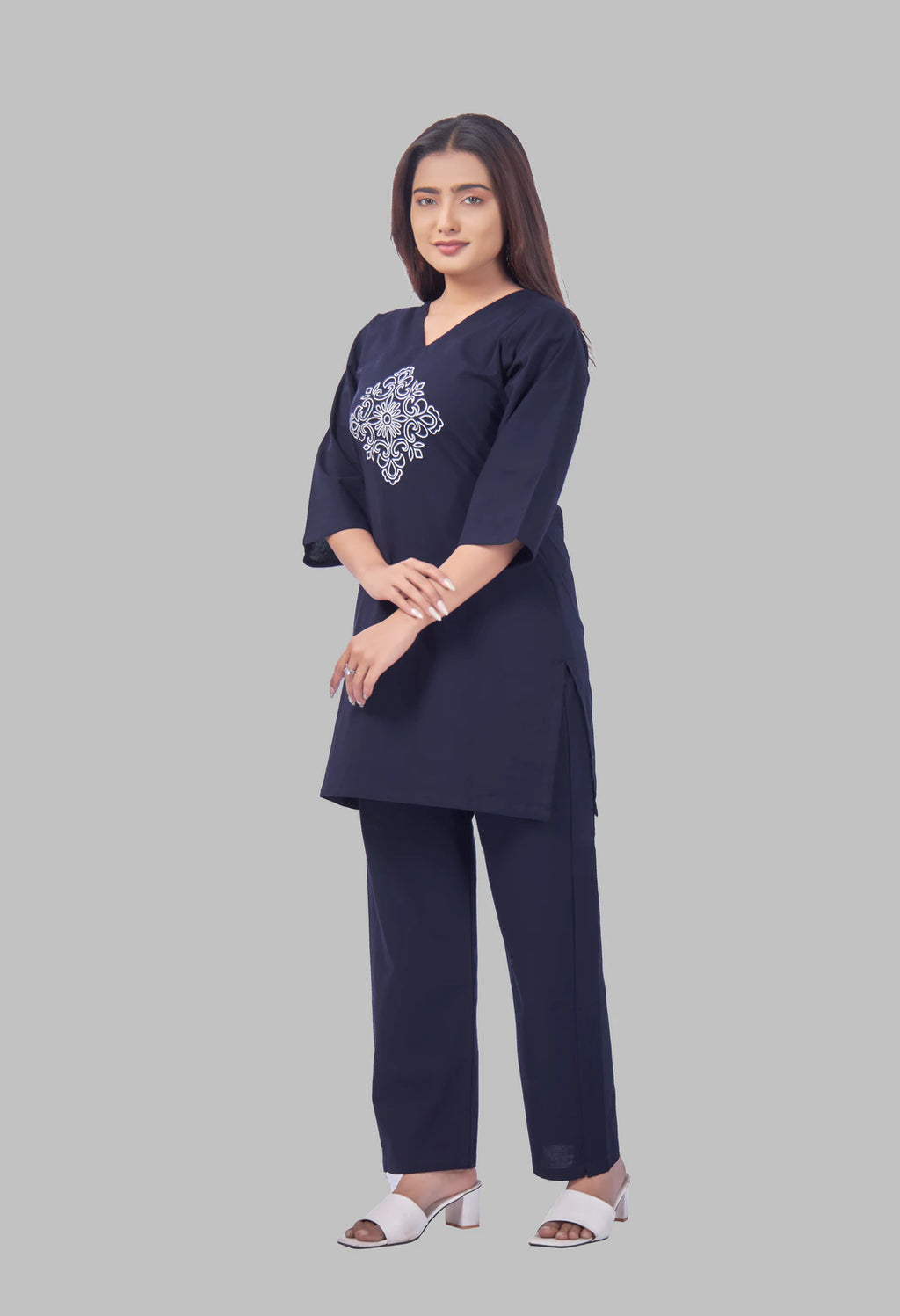 VINTAGE VINE NAVY BLUE AARIWORK CO-ORD SET