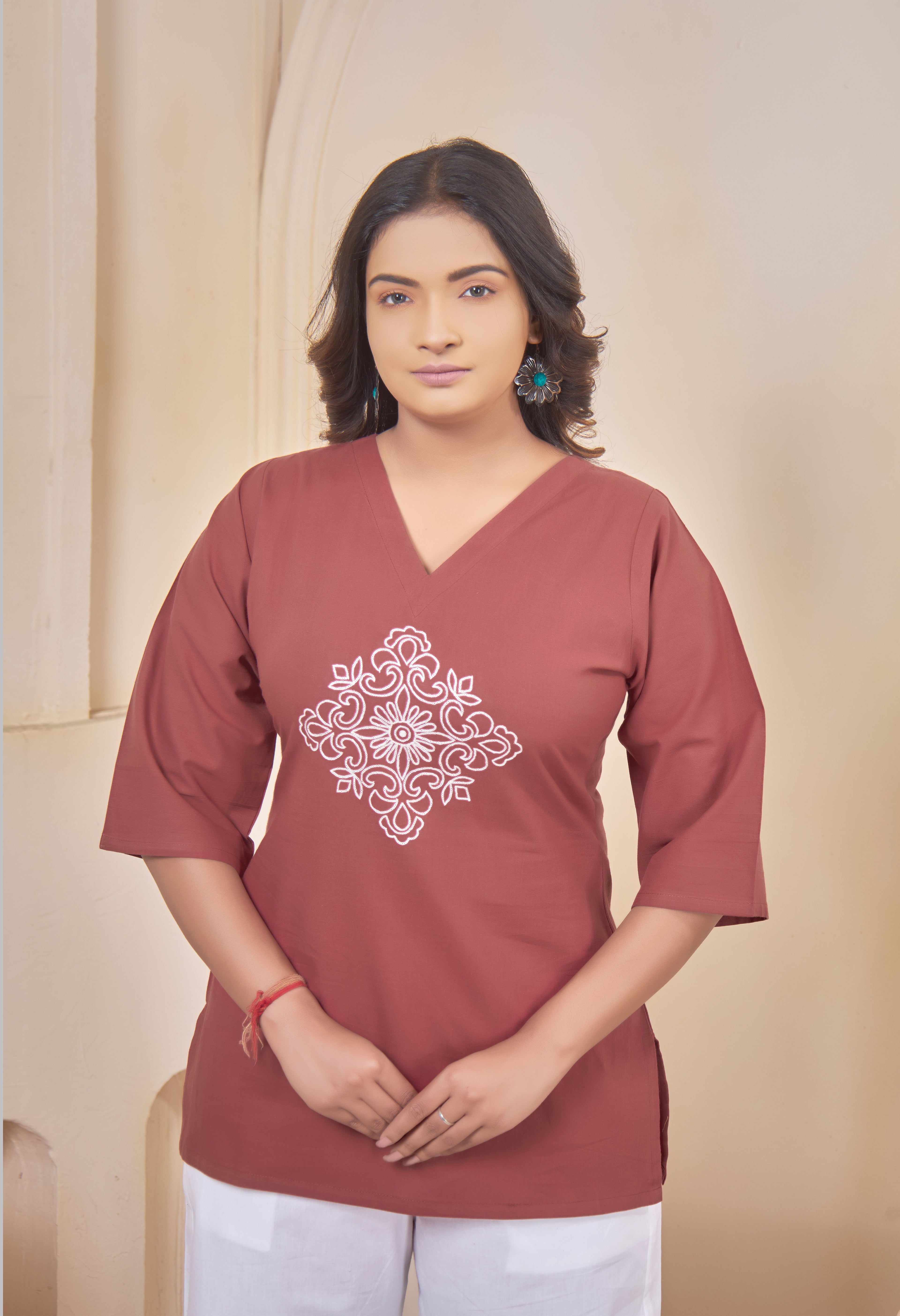 VINTAGE VINE TERRACOTTA AARI SUMMER SHORT KURTA