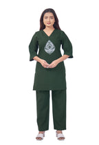WOMEN BOTTLE GREEN COTTON PANT