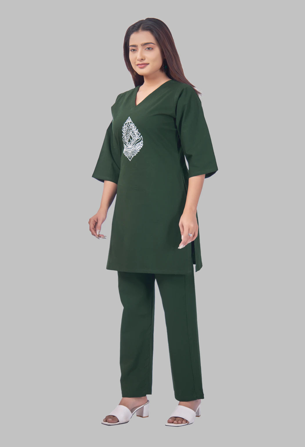 JHAROKHA BOTTLE GREEN AARIWORK CO-ORD SET