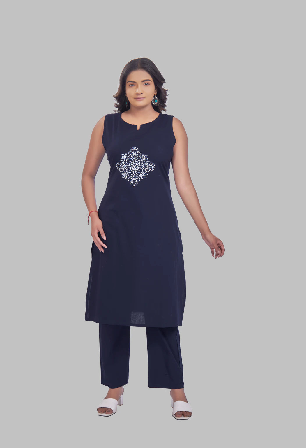 AARI NAVY BLUE VINTAGE VINE SLEEVELESS SET