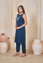 AARI PEACOCK BLUE KUTUMBH SLEEVELESS SET