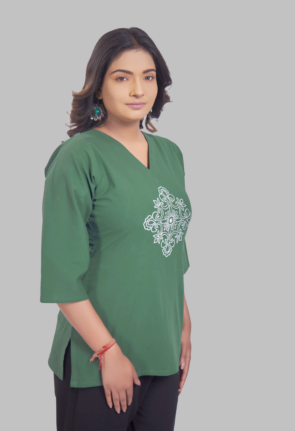 VINTAGE VINE JADE AARI SUMMER SHORT KURTA