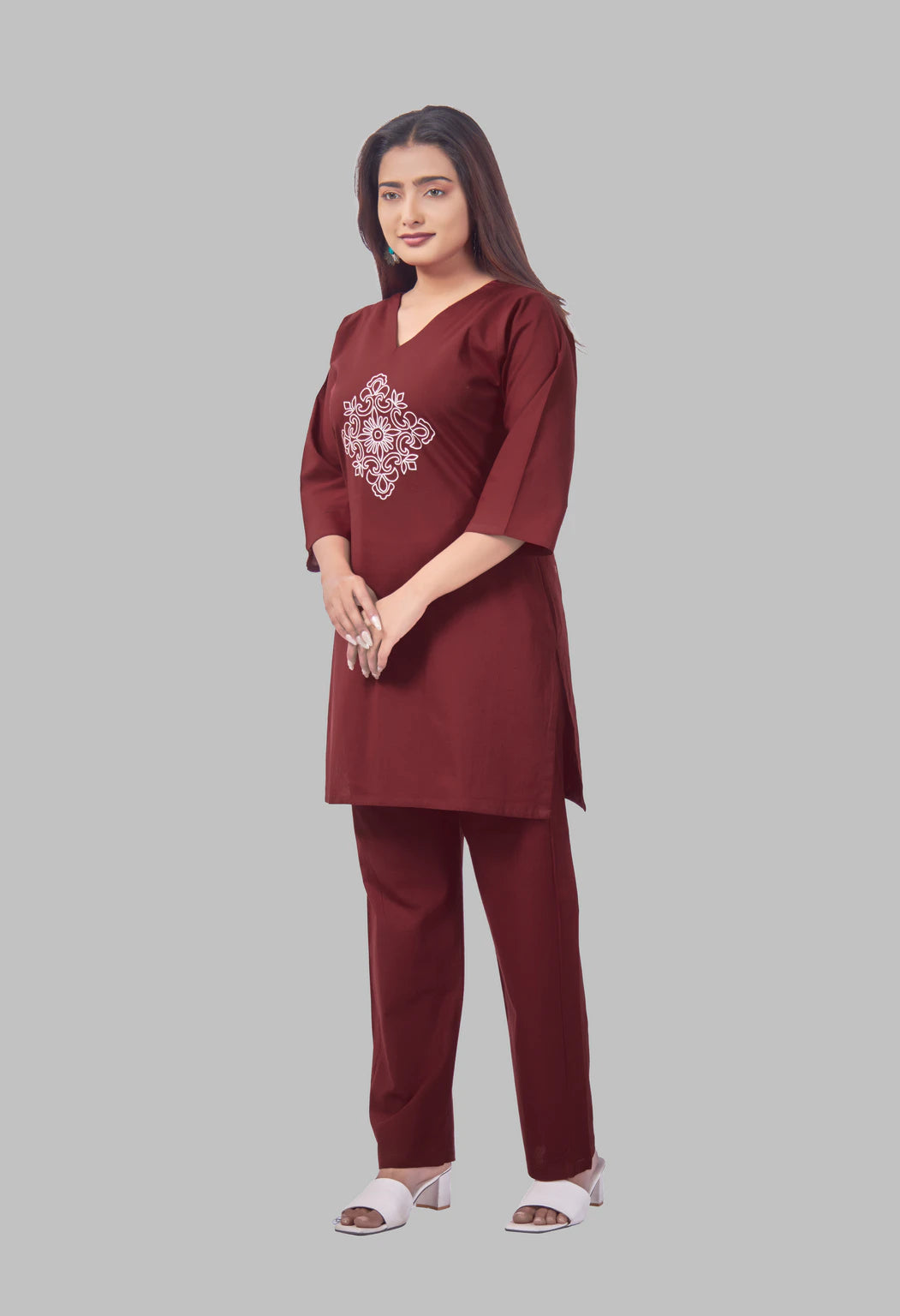 VINTAGE VINE MAROON AARIWORK CO-ORD SET