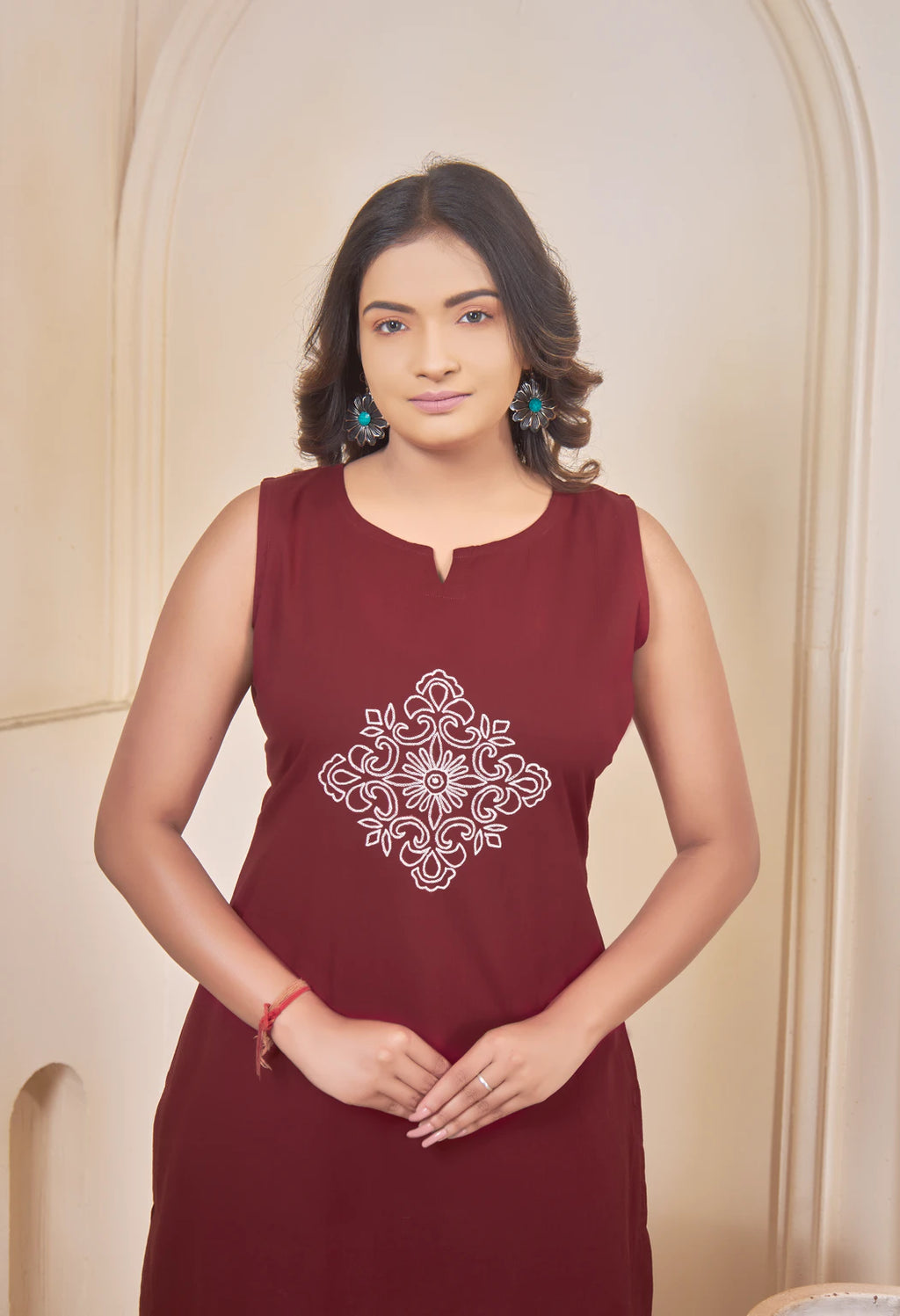 AARI MAROON VINTAGE VINE SLEEVELESS SET