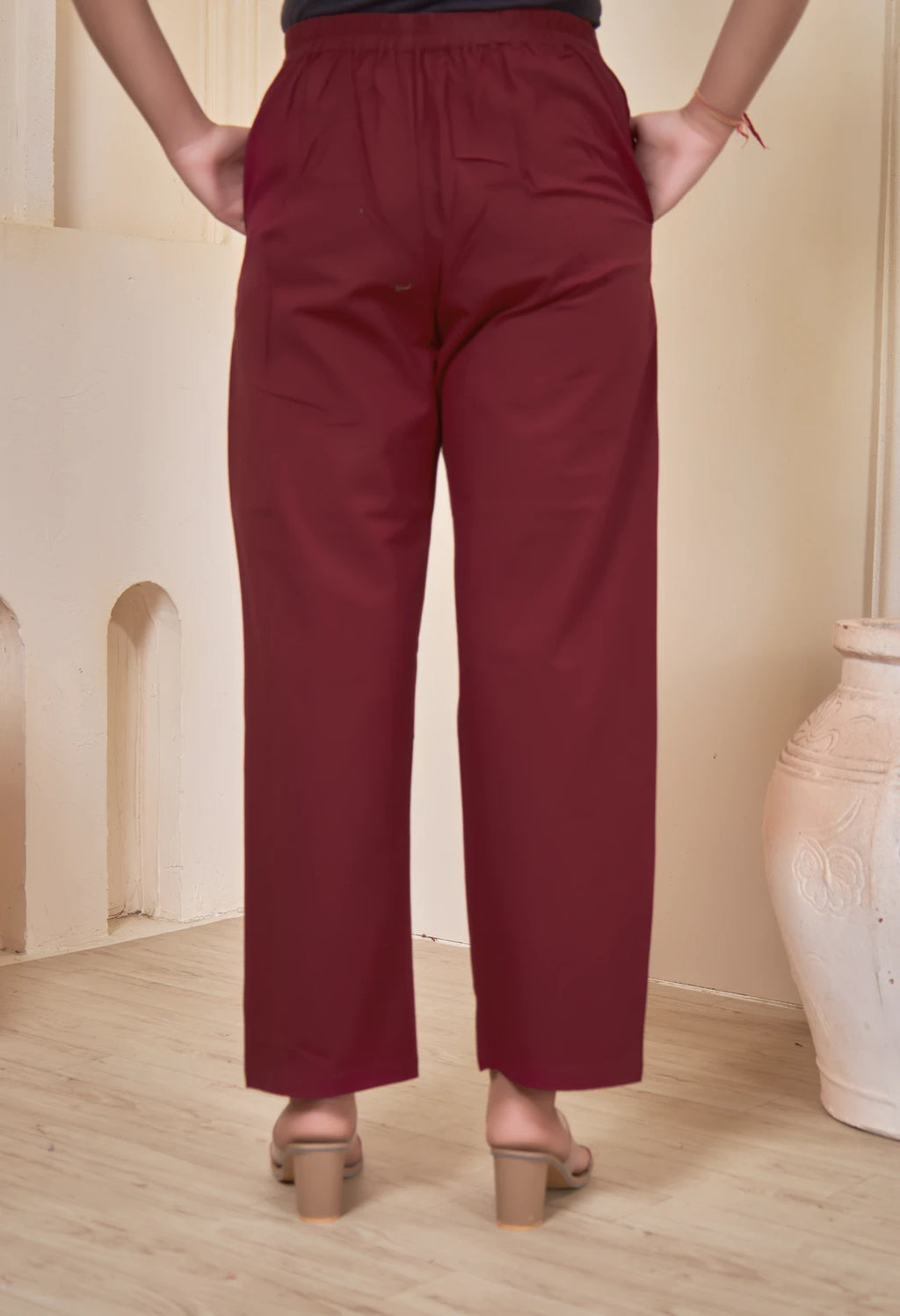 AARI MAROON VINTAGE VINE SLEEVELESS SET