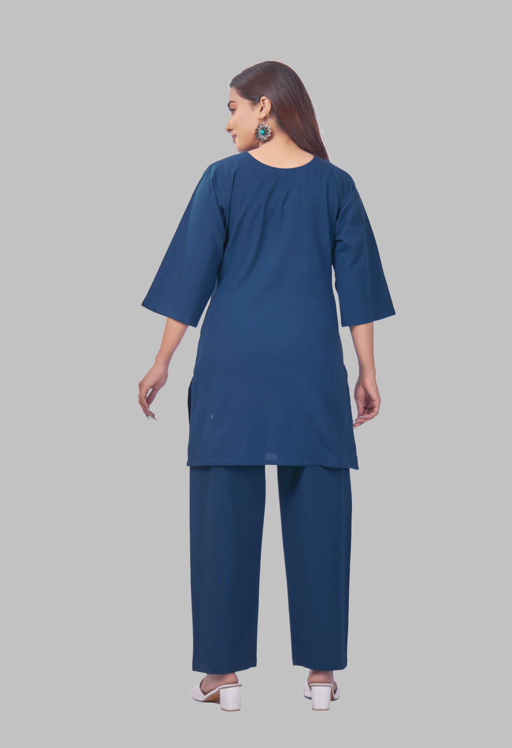 LOTUS BLOOM PEACOCK BLUE AARIWORK CO-ORD SET