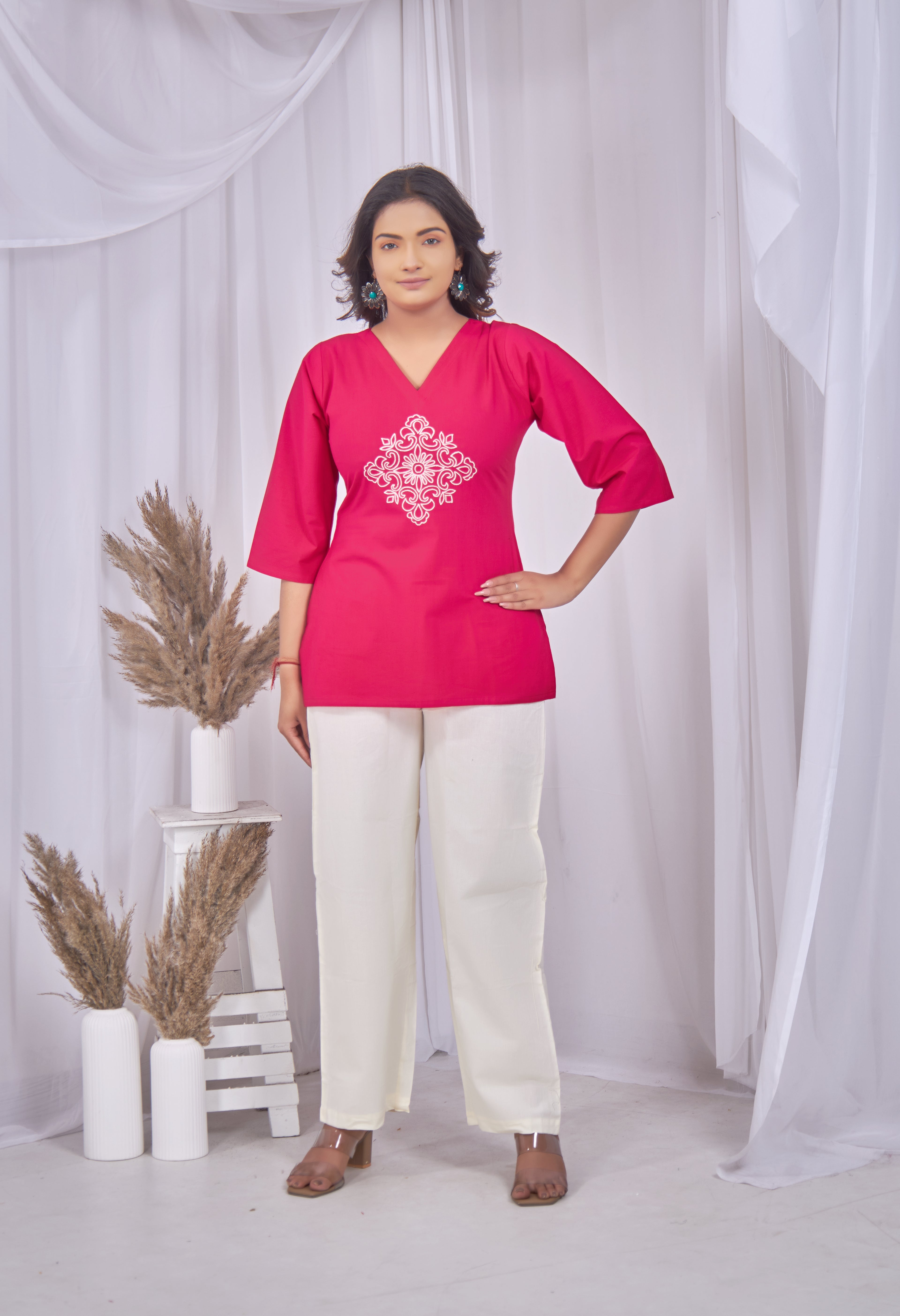 VINTAGE VINE HOT PINK AARI SUMMER SHORT KURTA