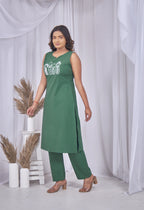 AARI JADE KUTUMBH SLEEVELESS SET