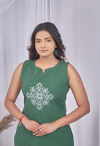 AARI JADE VINTAGE VINE SLEEVELESS SET