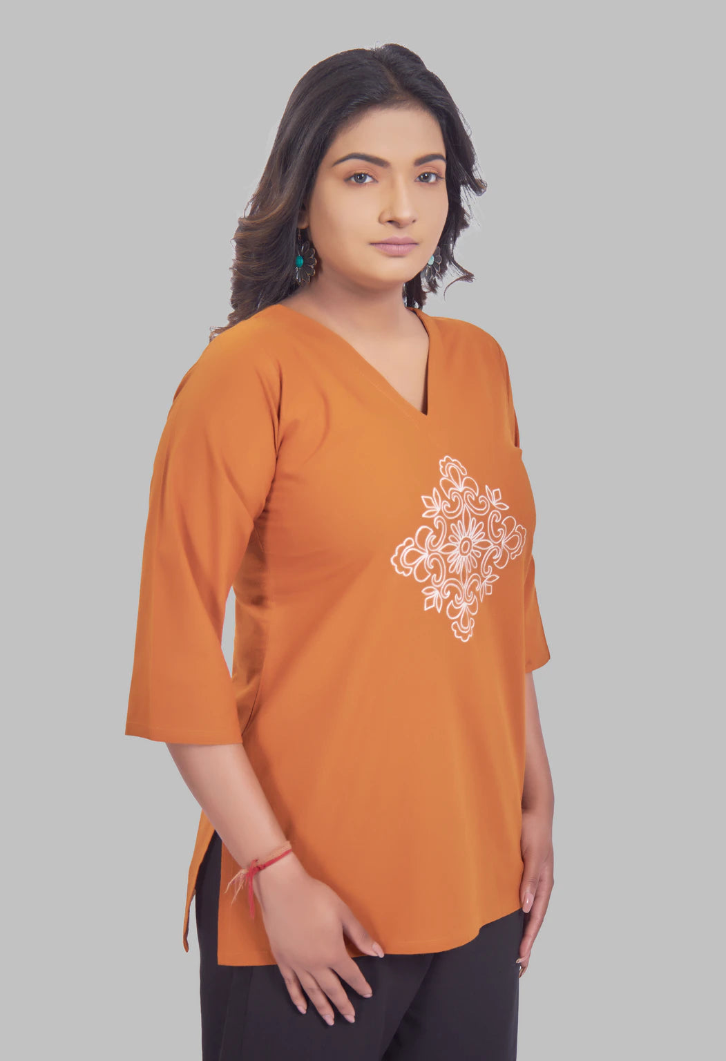 VINTAGE VINE RUST AARI SUMMER SHORT KURTA
