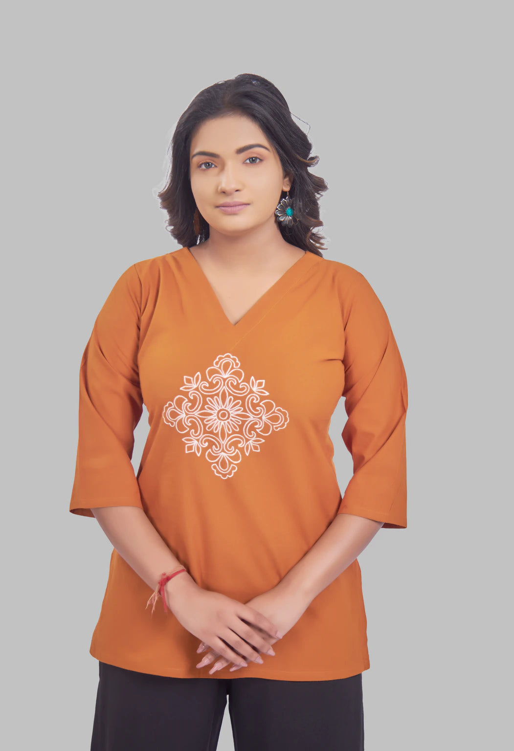 VINTAGE VINE RUST AARI SUMMER SHORT KURTA